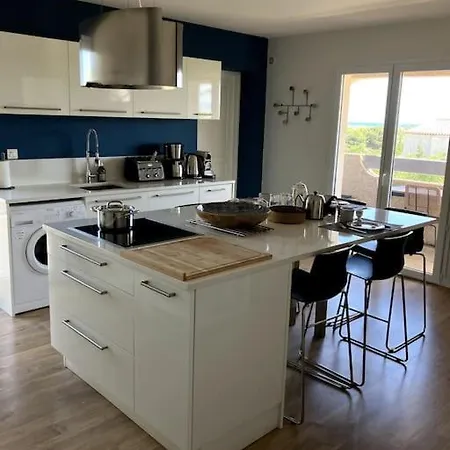 Grande Maison Familiale Vue Et Village *