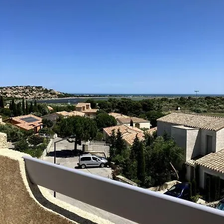 Grande Maison Familiale Vue Et Village